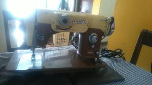 Máquina de Coser