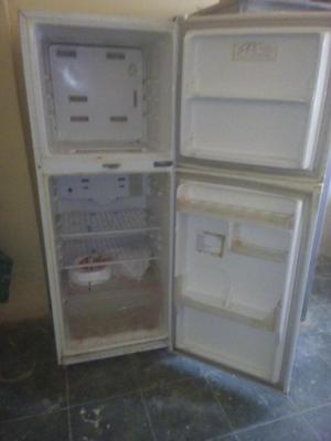 vendo congelador y 3 refrigeradoras nos frost
