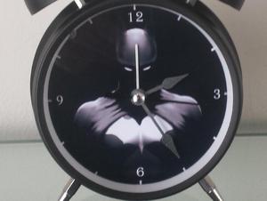 Reloj Despertador Estilo Vintage Batman D Mesa Alarma
