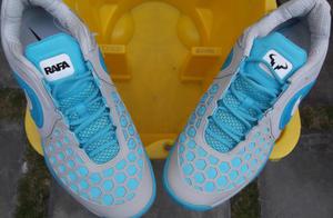Zapatillas Nike modelo Rafa Nadal