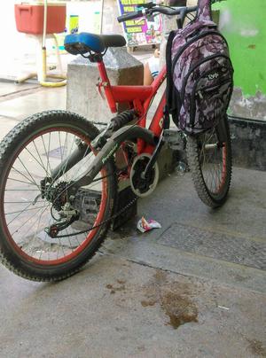 Bicicleta con Suspencion Delantey Atras