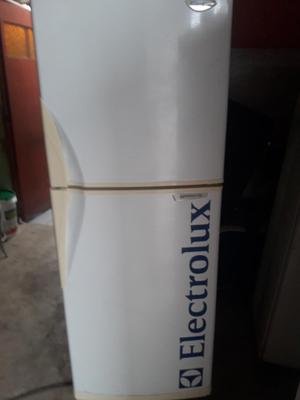 Refrigeradora Electrolux P.negocio