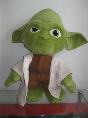 Yoda Peluche Original de Star War