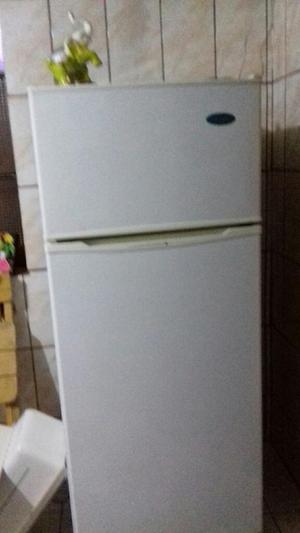 Refrigeradora