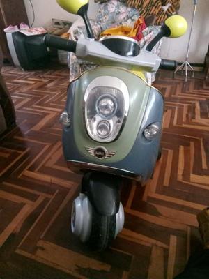 Mini Vespa