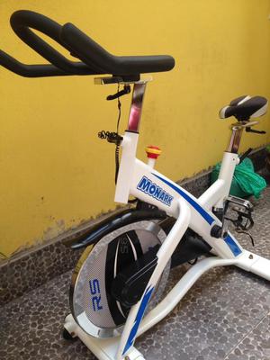 Bicicleta estacionaria Monark R5 casi nueva