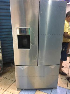 Refrigeradora Side By Side Whirpool 3 Puertas A Solo  S