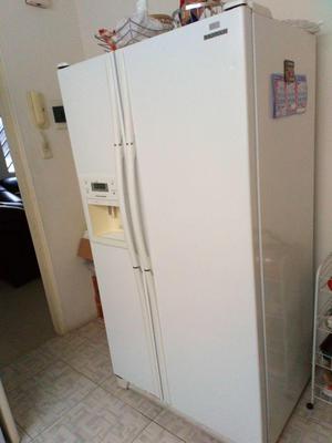 refrigeradora Samsung SRS20DTD