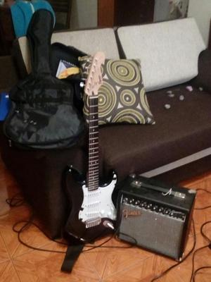 Guitarra Fender Strato Caster