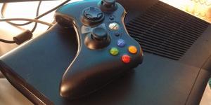 Xbox 360 Slim 4gb, Con Caja Perfecto Estado, Cambio Por Celu