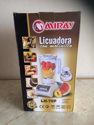 NUEVA! LICUADORA MIRAY LM 70P