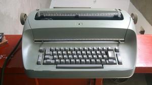 Remato 3 maquinas de escribir
