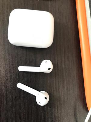 Airpods Casi Nuevos