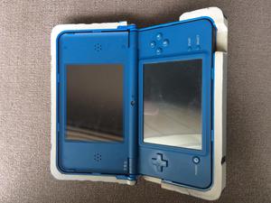 Nintendo DSi XL CASE Nerf Tarjeta R4 Gold con juegos Usados