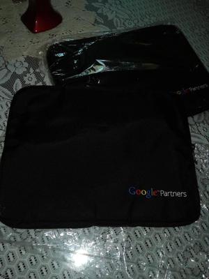 Funda Portalaptop de google