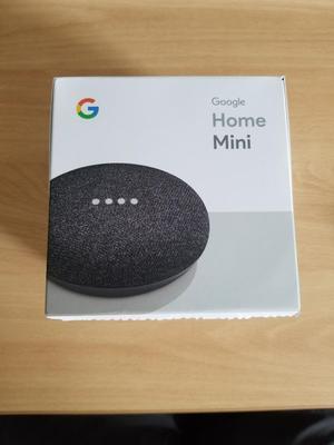 Google Home Mini en Caja Y Tomacorriente