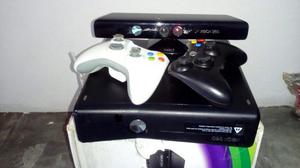 Xbox gb Con Kinect Y Dos Controles