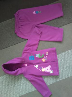 Buzo de Franela Talla 6 para Niña Usado