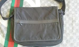 Morral Calvin Klein