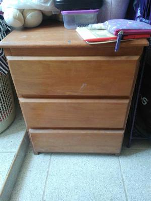 Vendo Velador de Madera