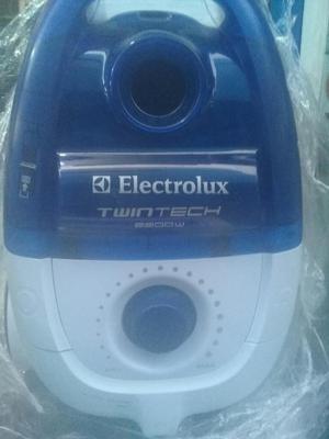 Adpiradora Electrolux Twintech