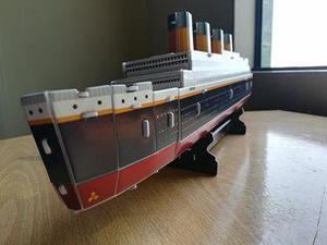 Barco armable TITANIC
