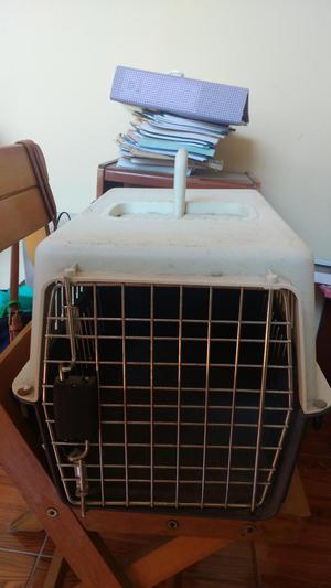 Caja transportadora para perros