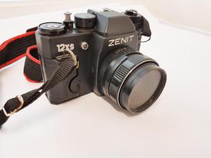 Vendo Camara Zenit 12xs