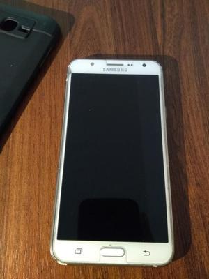 Vendo Celular Samsung Galaxy J7
