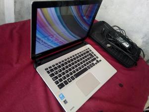 Vendo Linda Laptop de Marca Toshiba Core