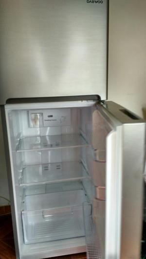 Refrigeradora Daewoo Nueva