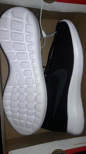 Zapatillas Nike Y New Balance