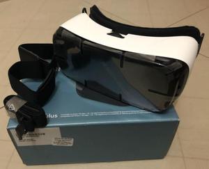 Gafas de Realidad Virtual SAMSUNG Gear VR  y  y