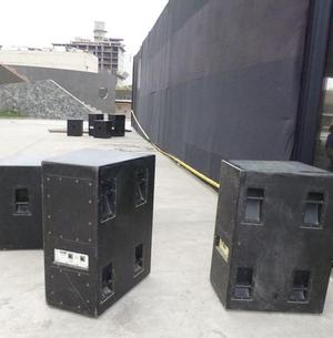 Vendo cajas acusticas con parlantes RCF sistemas KF EAW