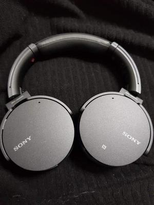 Audifonos Sony Xb950n1