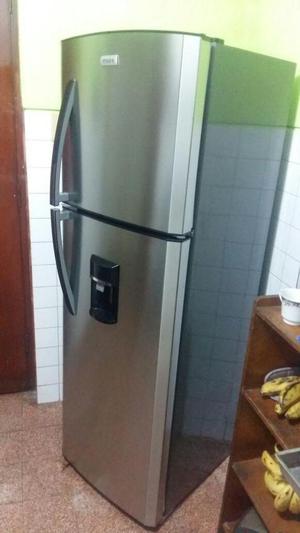 Oferta vendo refrigerador Mabe de 250 litros nueva con