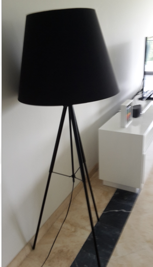 Remato 2 lámparas modernas y minimalistas