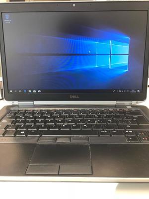 Laptop Dell Latitude E Usada