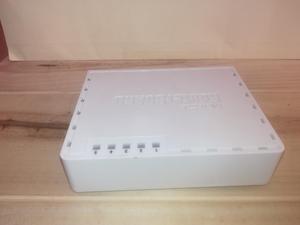 Router Mikrotik Rb 750gl