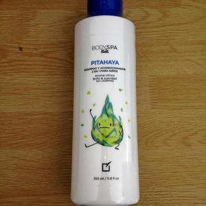 Bodyspa Kids Pitahaya 2 en 1 shampoo y acondicionador,