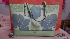 Cartera Guess