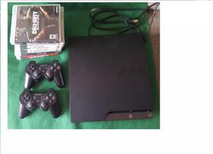 PlayStation 3, 2 controles, 9 juegos, 1 BD Remote Control