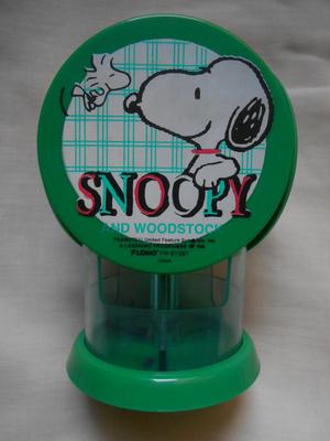 Portalapiceros giratorio de Snoopy Peanuts peluche Snoopy