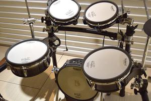 ROLAND TD12KVS Electronic Drum Set Nuevo