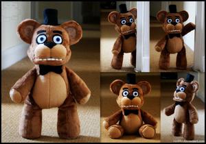Five Nights At Freddys peluches