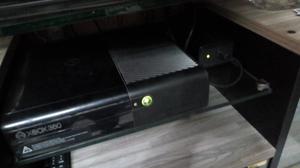 Vendo Xbox 360 Seminuevo