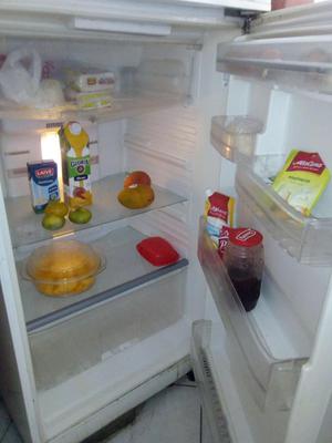 Vendo refrigeradora en buen estado