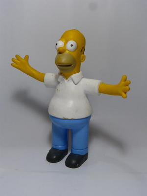 Homero Simpson de Primera Figura Lanzada Por La Fox