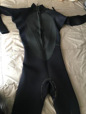 Wetsuit Talla L 4.3Mm