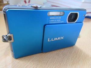 Vendo cámara Panasonic Lunix DMCFP1